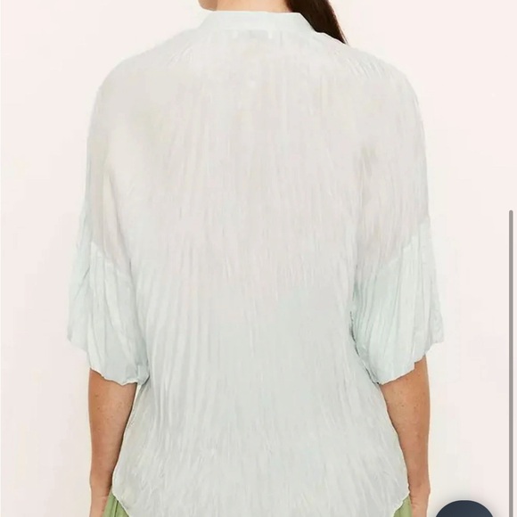 VINCE Blouse Blue Crushed Pleated Elegant Top - Picture 2 of 7